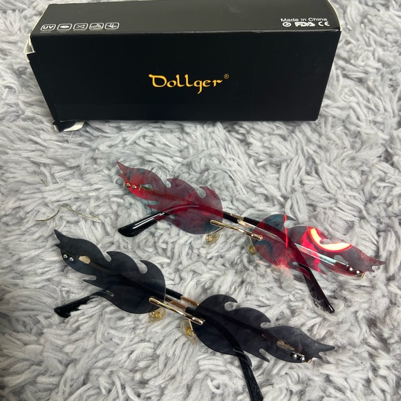 Flame Styled Sunglasses - Picture 1 of 6